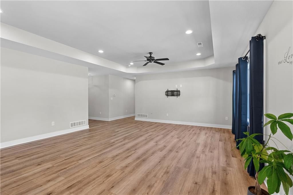 2713 S Fir Terrace — photo 9