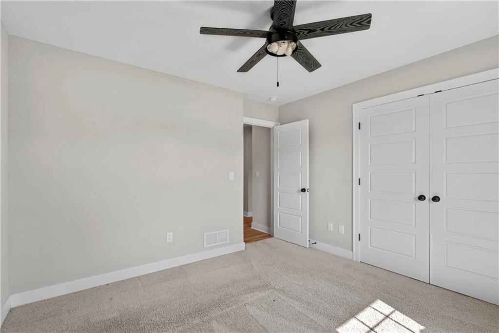2713 S Fir Terrace — photo 13