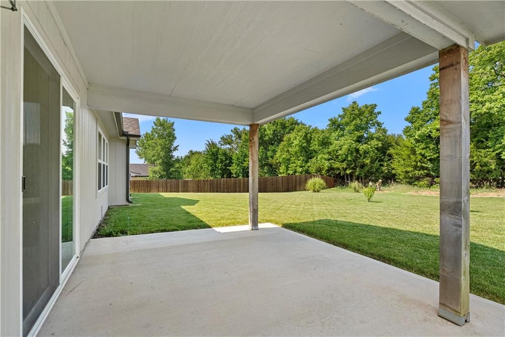 2713 S Fir Terrace — photo 24