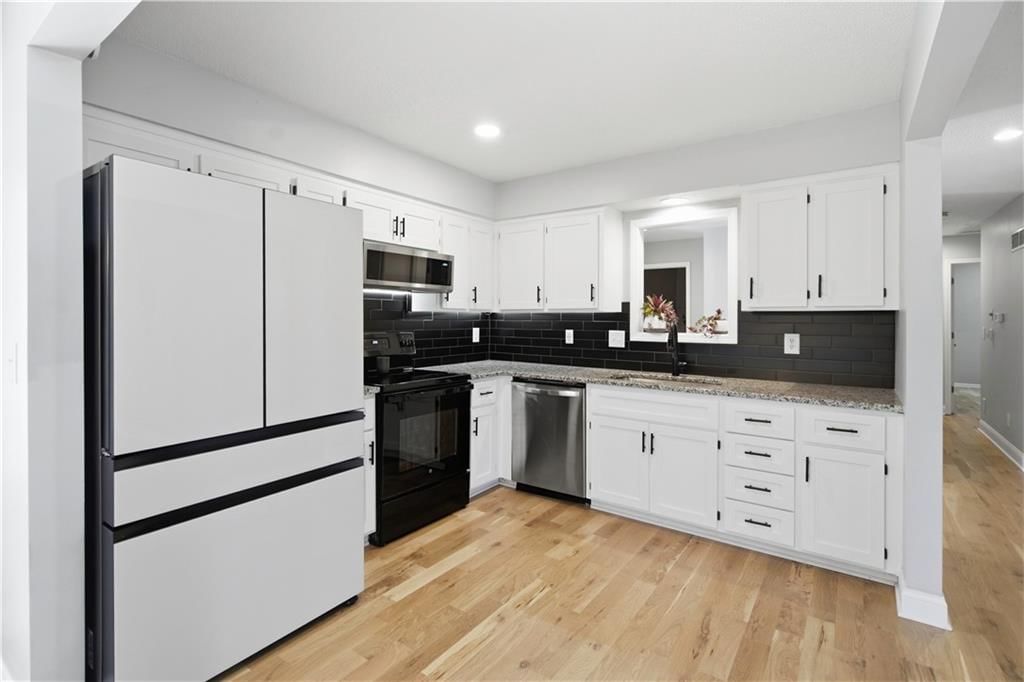 20280 Nall Avenue — photo 14