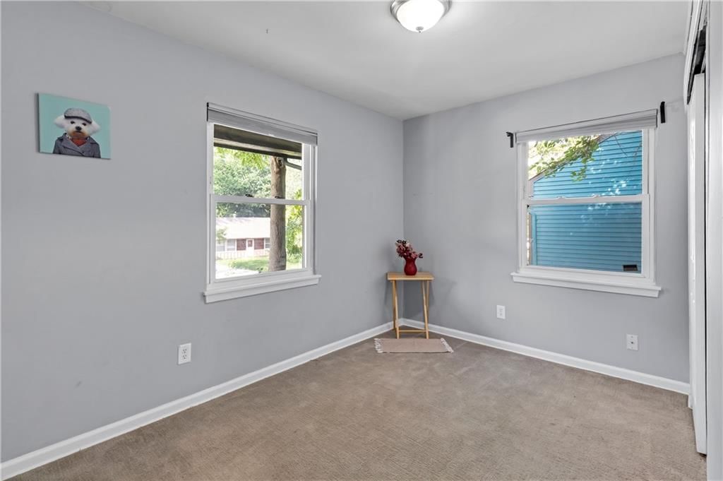 5029 Forest Avenue — photo 16