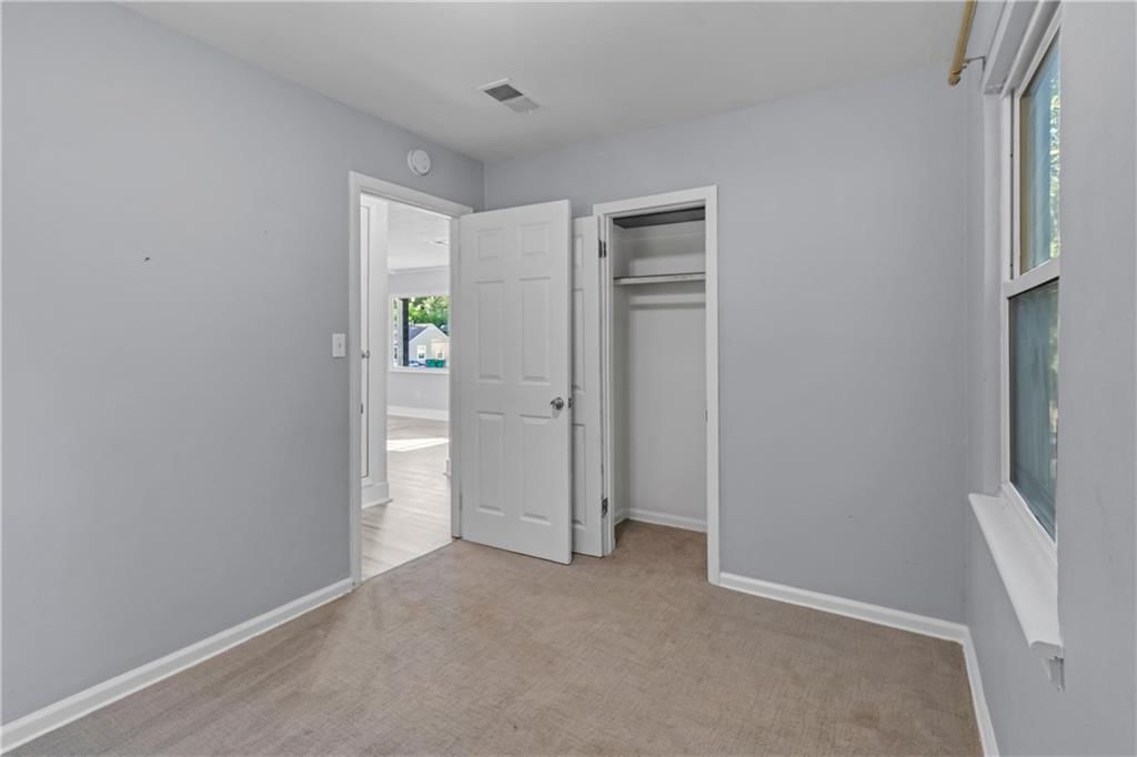 5029 Forest Avenue — photo 19