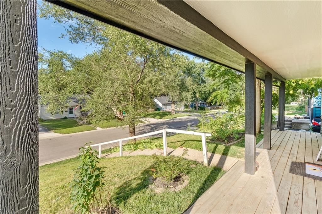 5029 Forest Avenue — photo 24