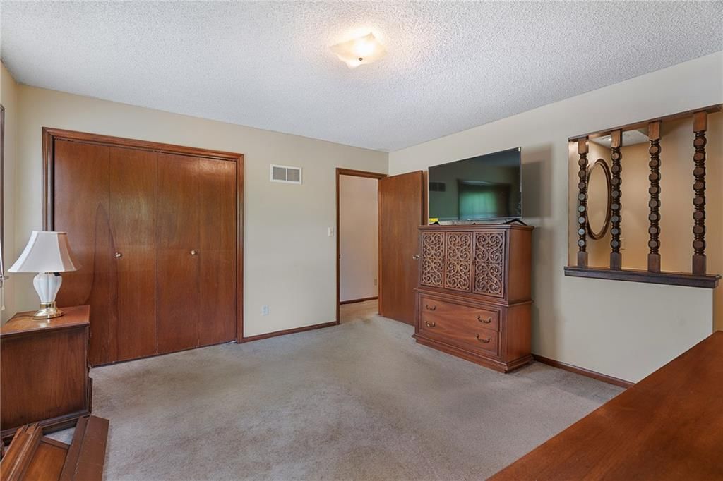 10305 NW Meadow Lane Circle — photo 24