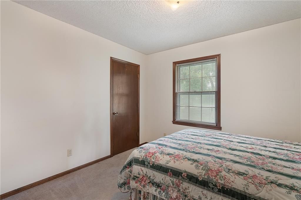 10305 NW Meadow Lane Circle — photo 33