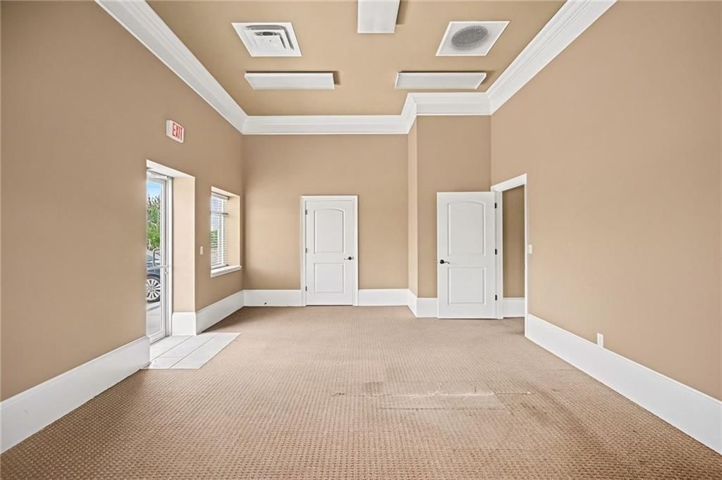 10203 Leavenworth Road — photo 13