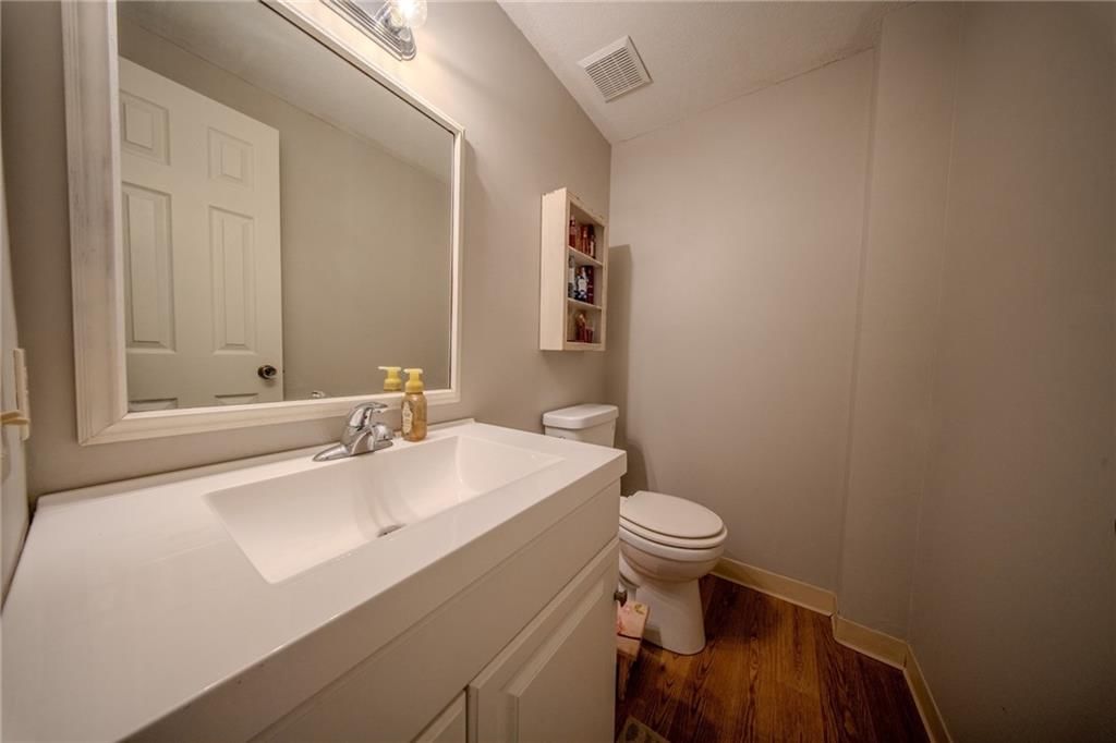 9501 W 86th Street — photo 6