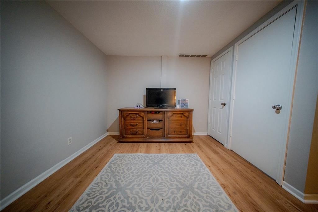 9501 W 86th Street — photo 12