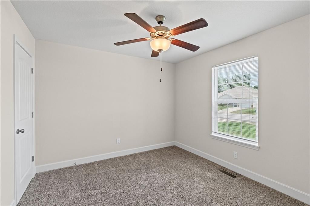 9220 N Gower Avenue — photo 16