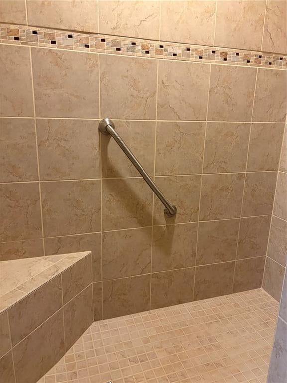 2010 Hidden Valley Drive — photo 15