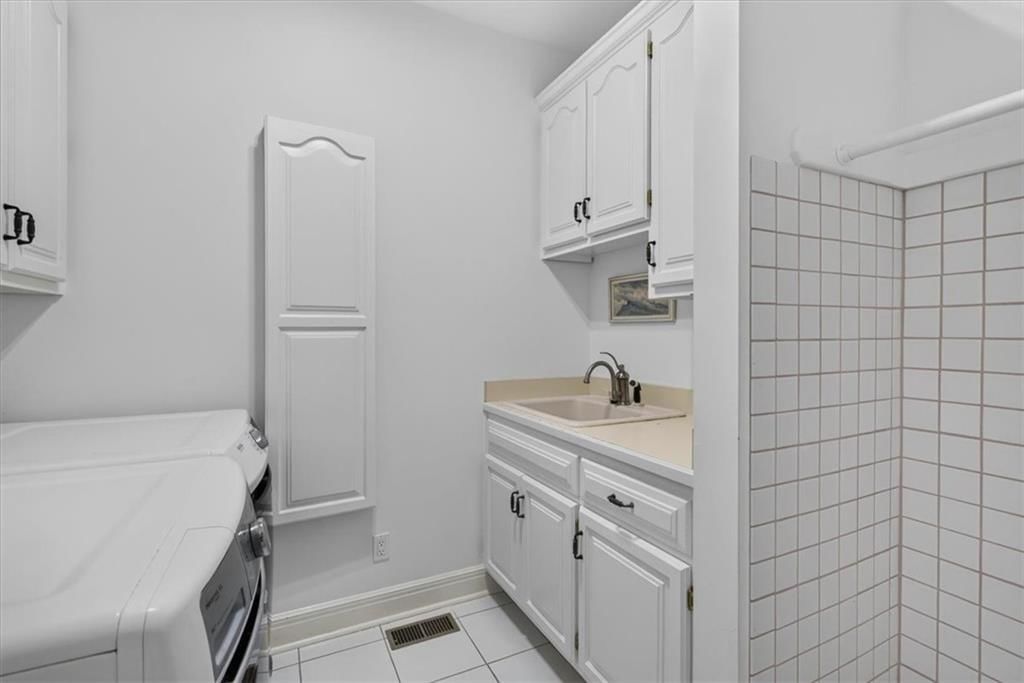 13206 Beverly Street — photo 39