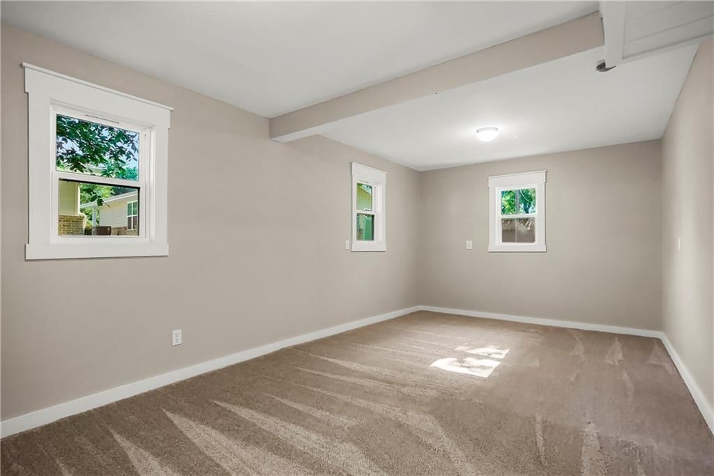 206 Elm Street — photo 12