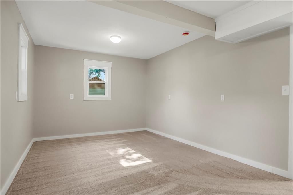 206 Elm Street — photo 13