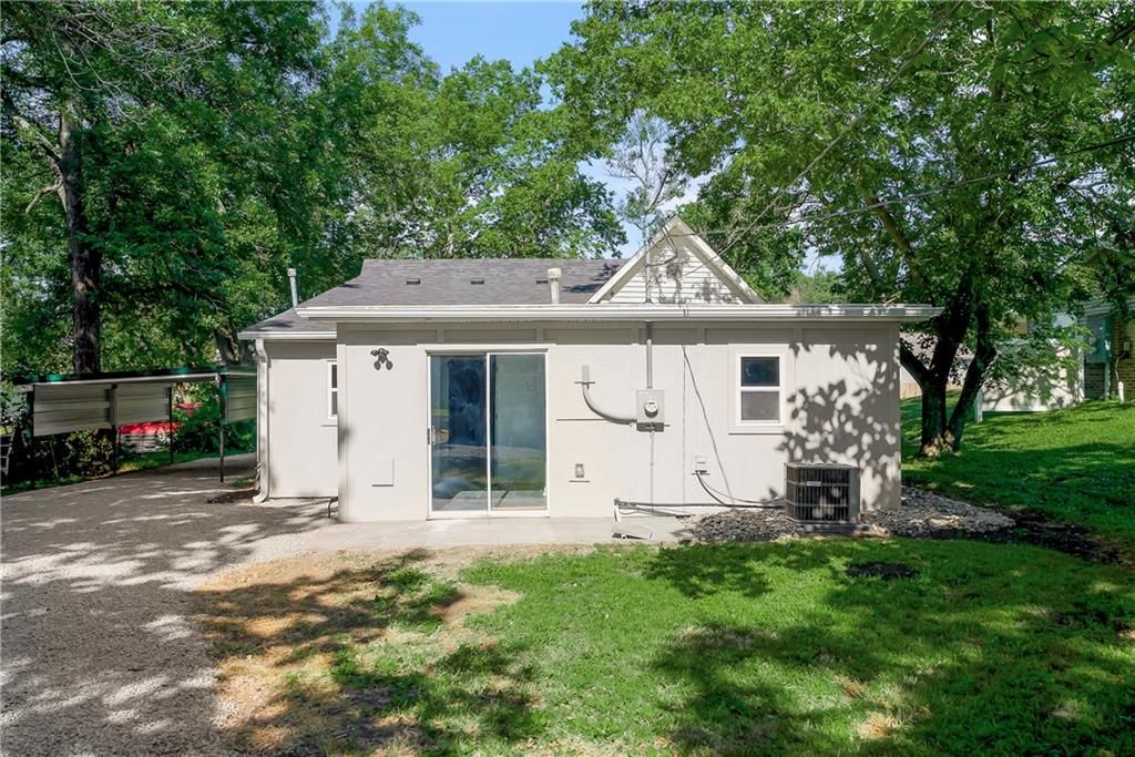 206 Elm Street — photo 30