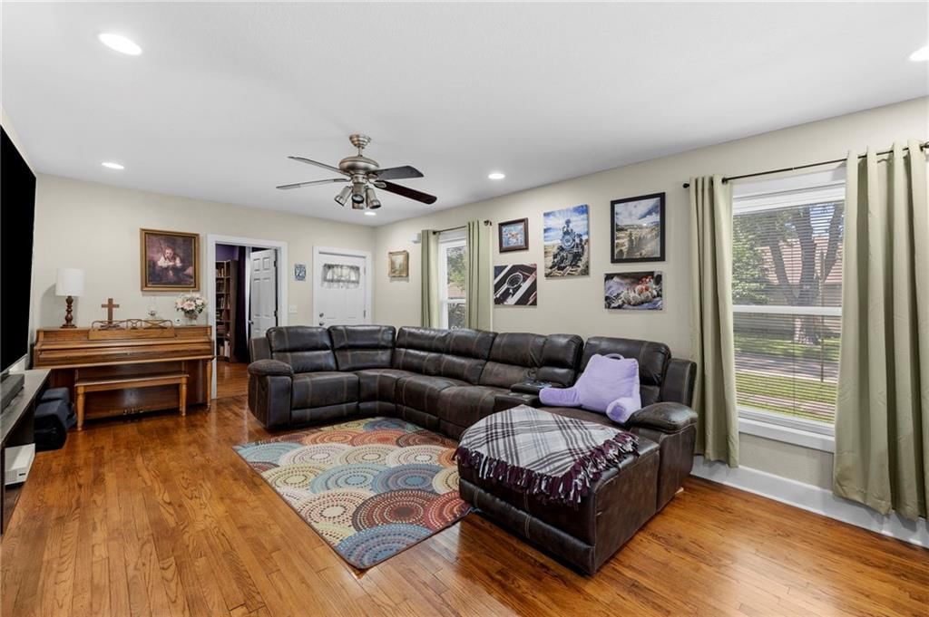 803 S Ash Street — photo 6