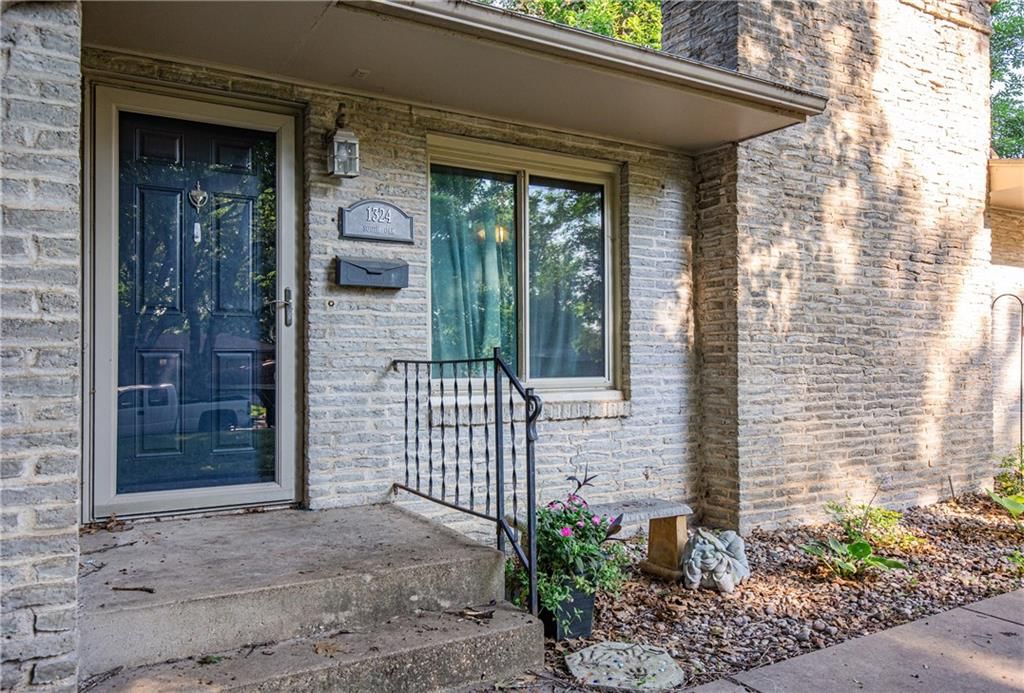 1324 S Oak Street — photo 7
