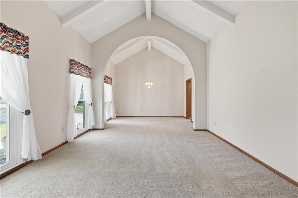 7309 W 101st Street — photo 10