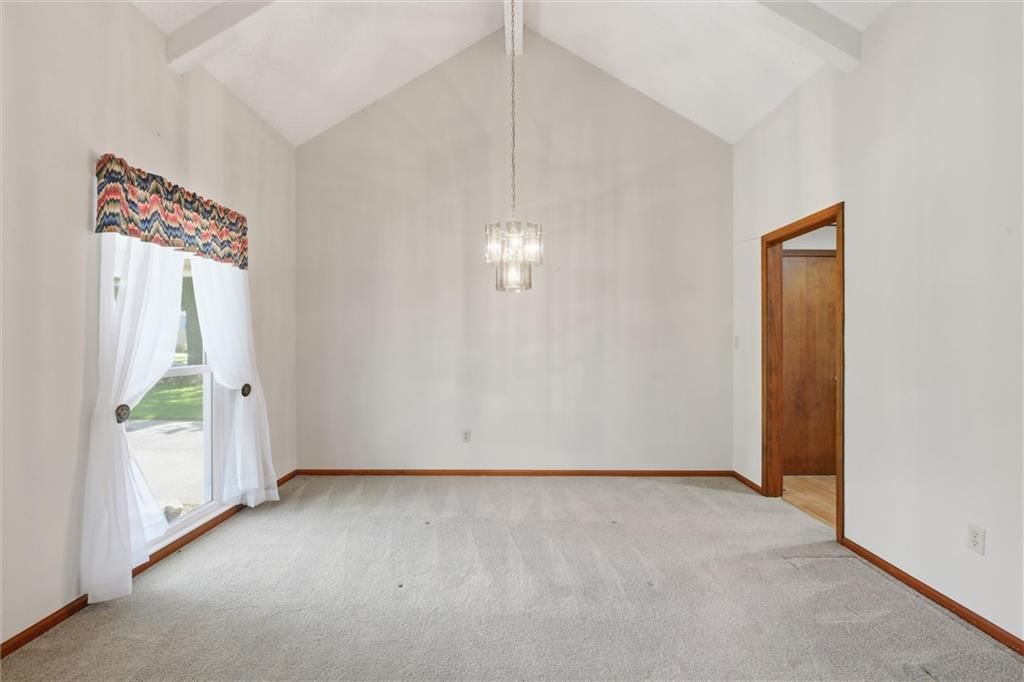 7309 W 101st Street — photo 11