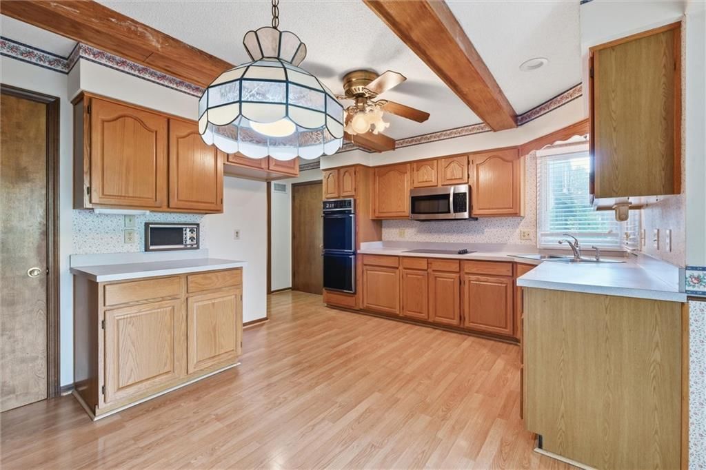 7309 W 101st Street — photo 18