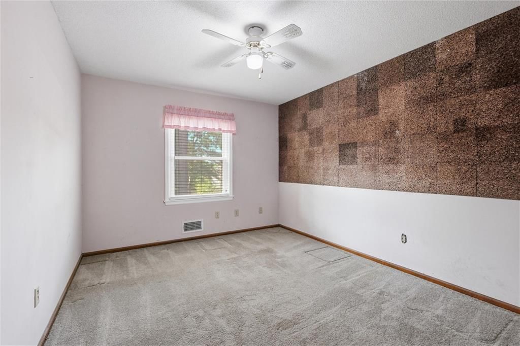 7309 W 101st Street — photo 27
