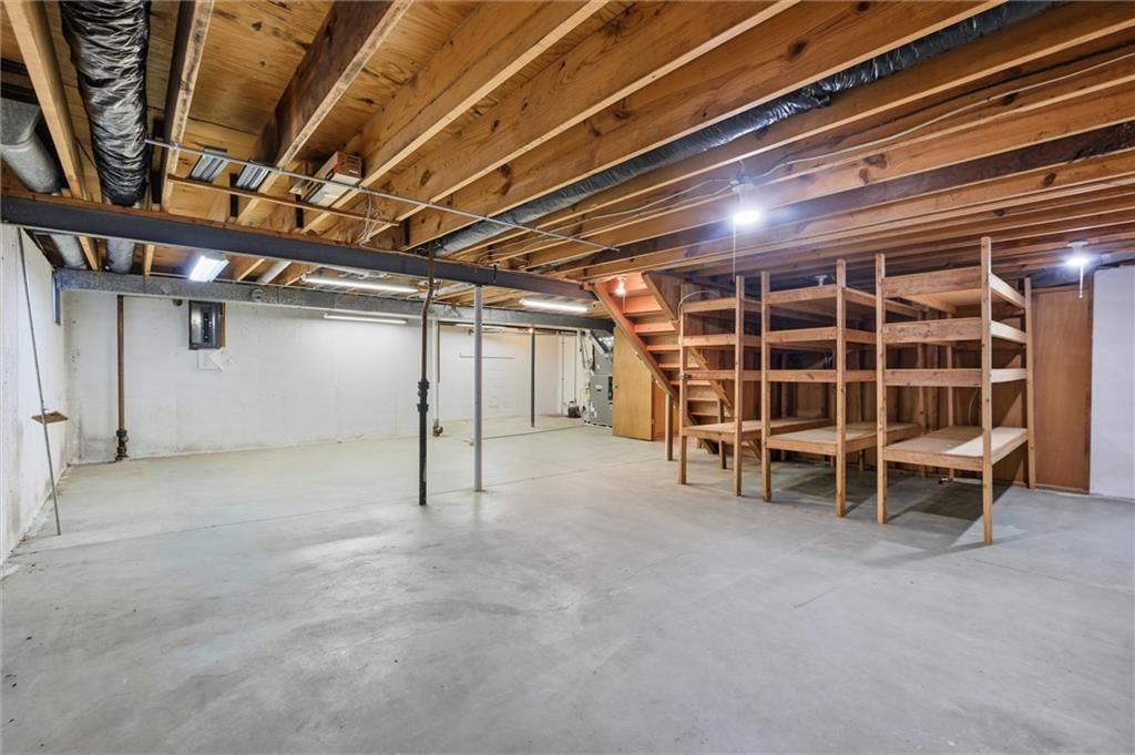 7309 W 101st Street — photo 37