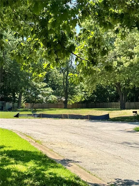 300 SW Keystone Drive — photo 4
