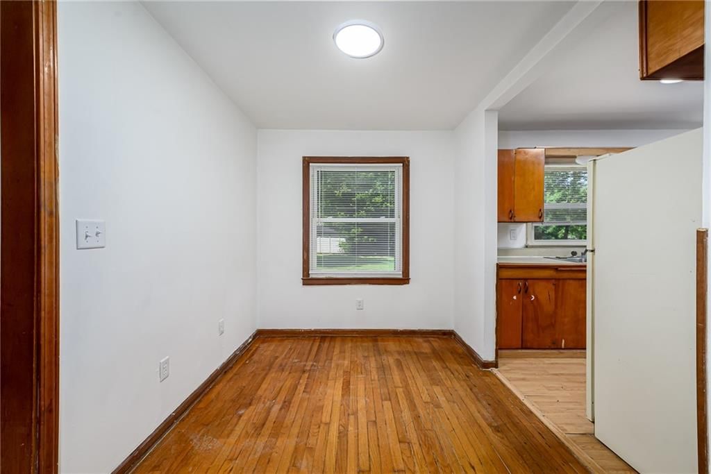 127 W 3rd Street — photo 7