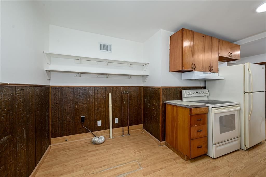 127 W 3rd Street — photo 9