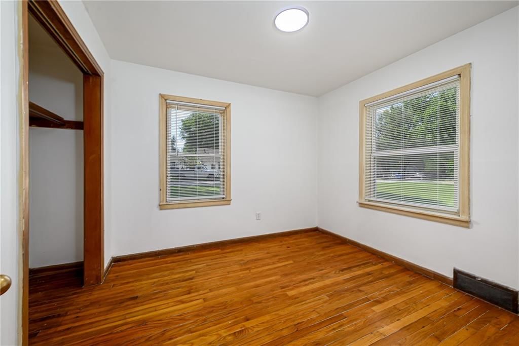 127 W 3rd Street — photo 11