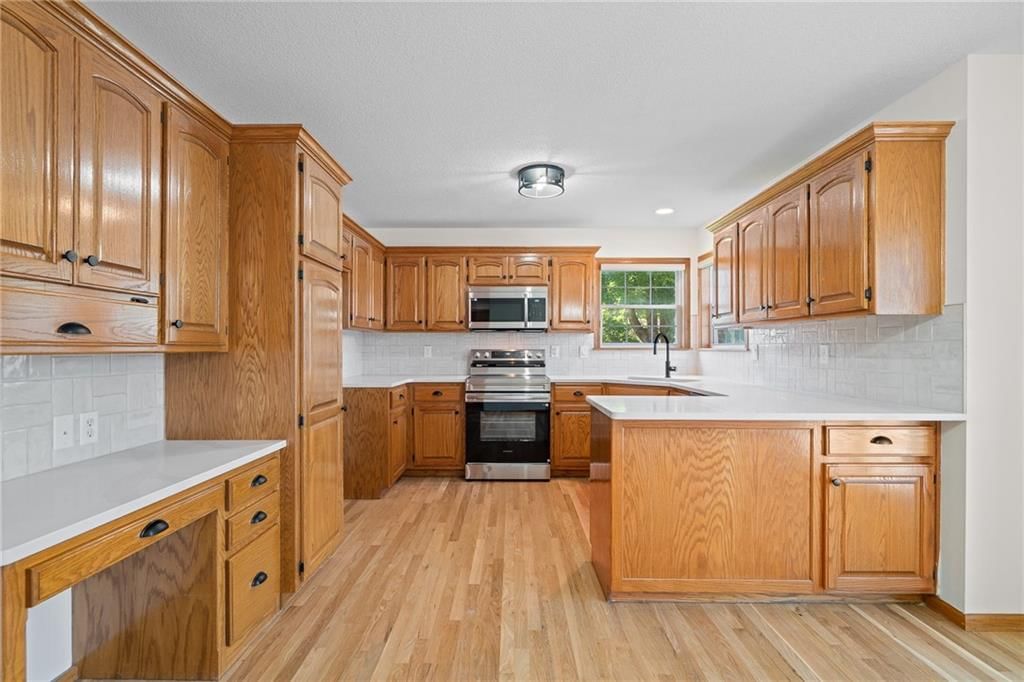711 Owl Creek Parkway — photo 13