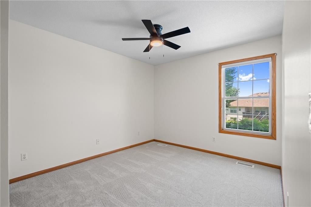 711 Owl Creek Parkway — photo 27