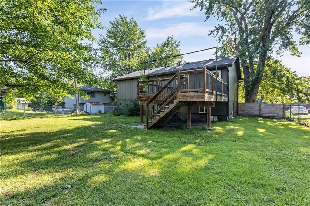 605 N Franklin Street — photo 33