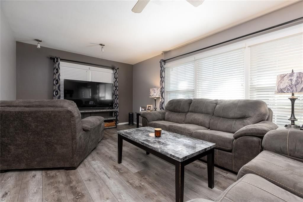 5720 N Belton Avenue — photo 3