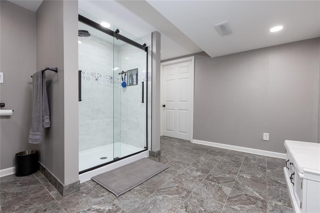 5720 N Belton Avenue — photo 24