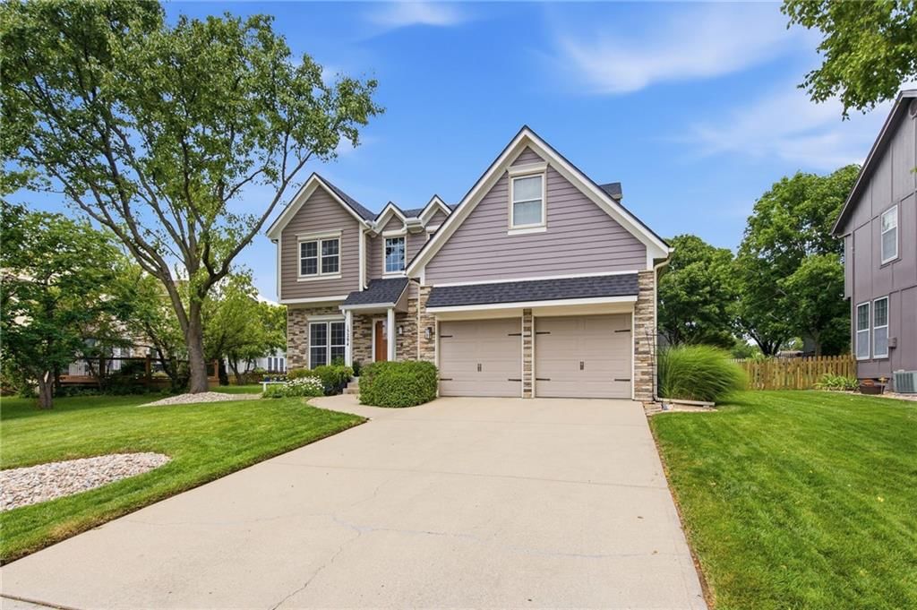 15294 W 147th Drive — photo 1