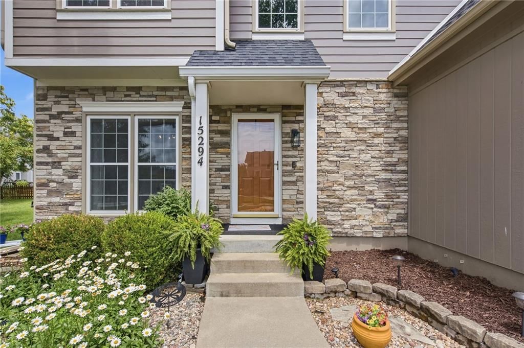 15294 W 147th Drive — photo 4