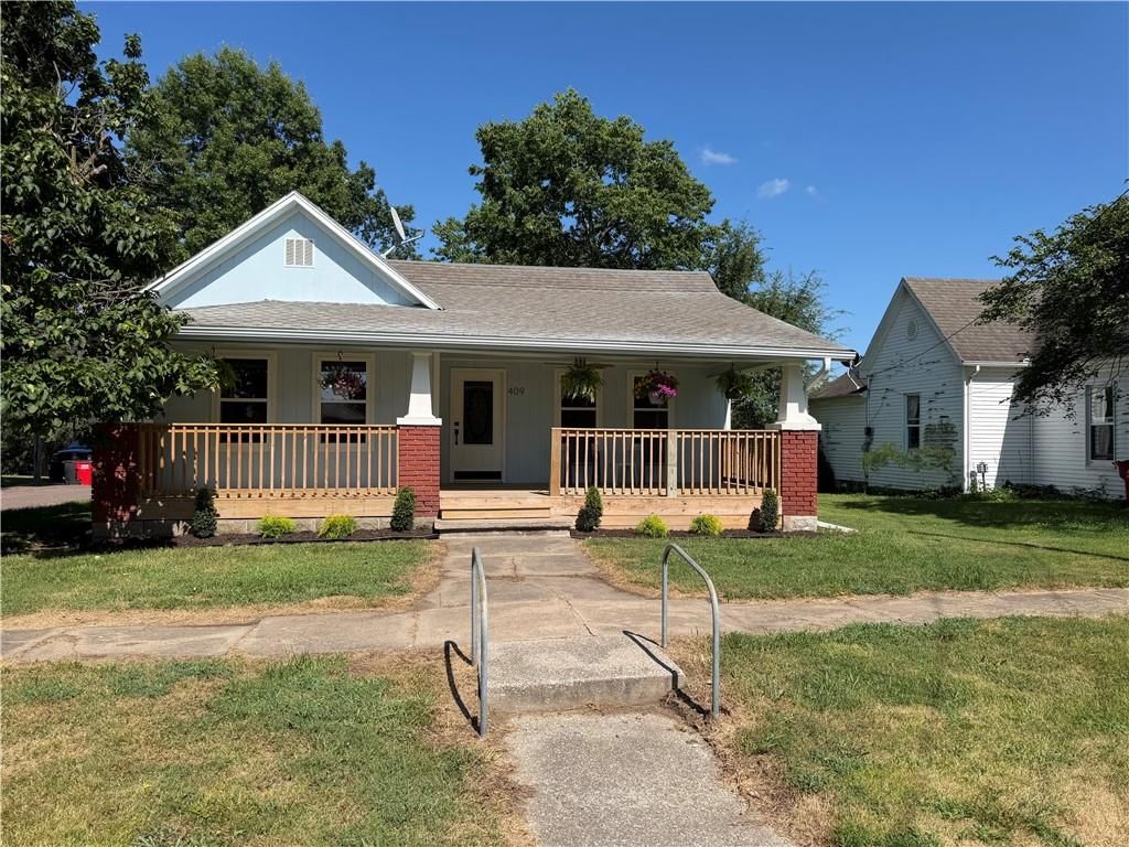 409 N Main Street, Blackburn, MO