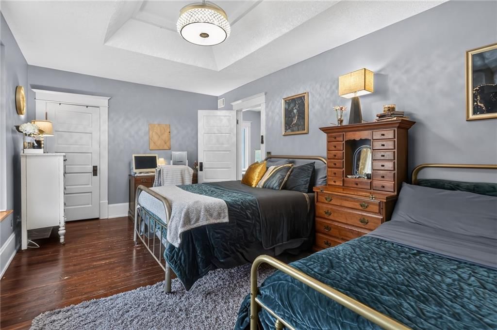315 Grand Avenue — photo 22