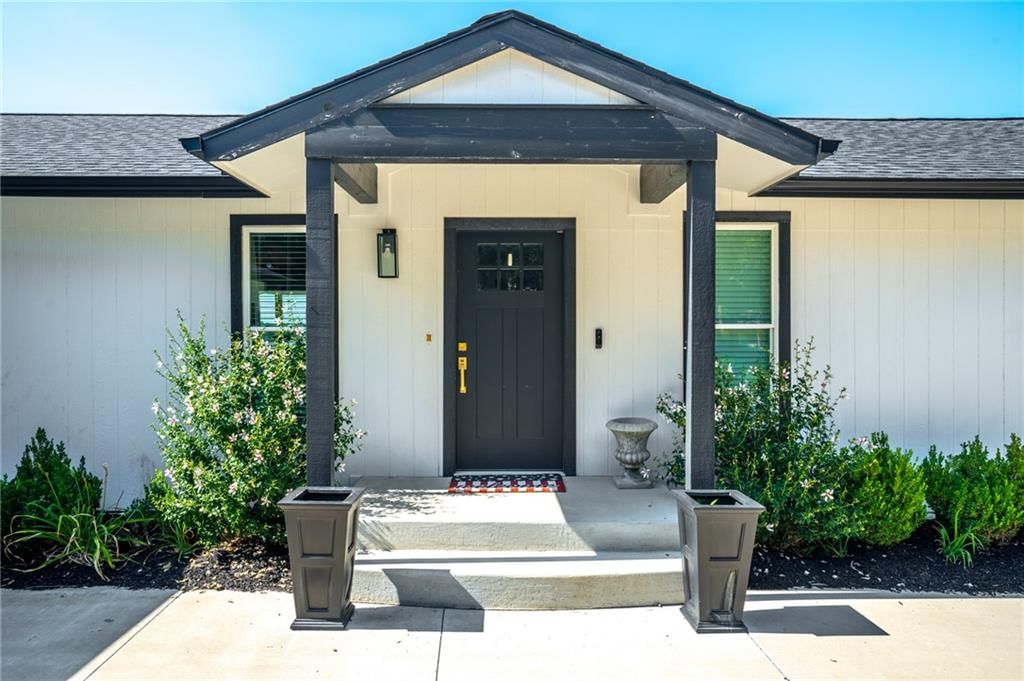 490 Lake Viking Terrace — photo 4