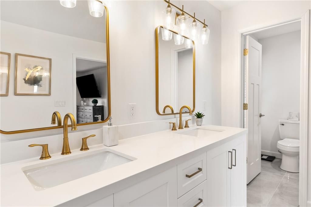 490 Lake Viking Terrace — photo 25