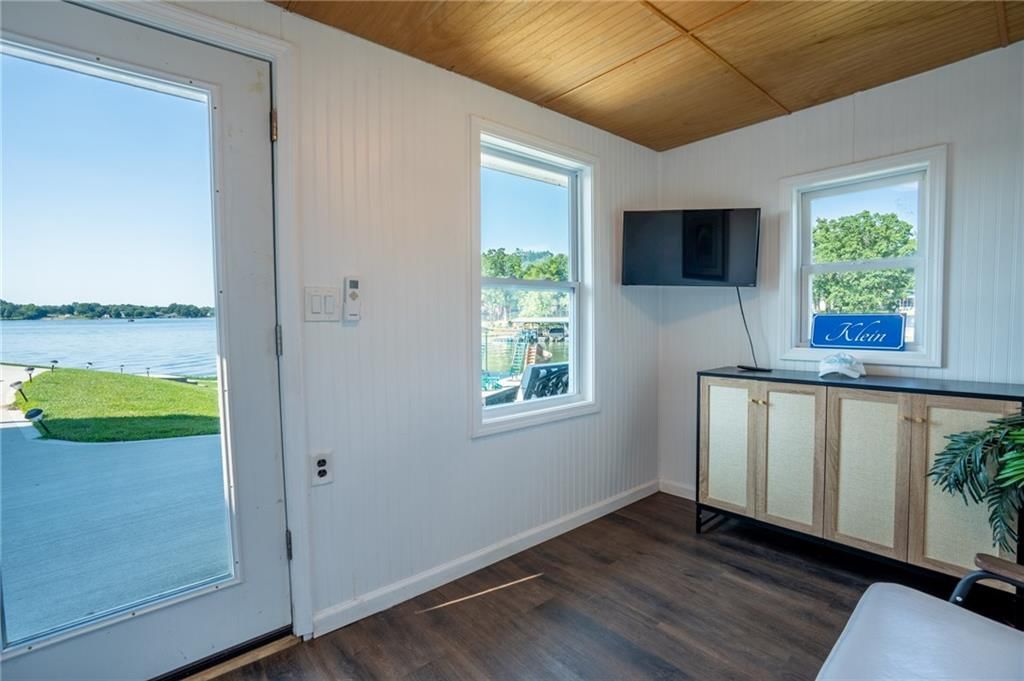 490 Lake Viking Terrace — photo 67