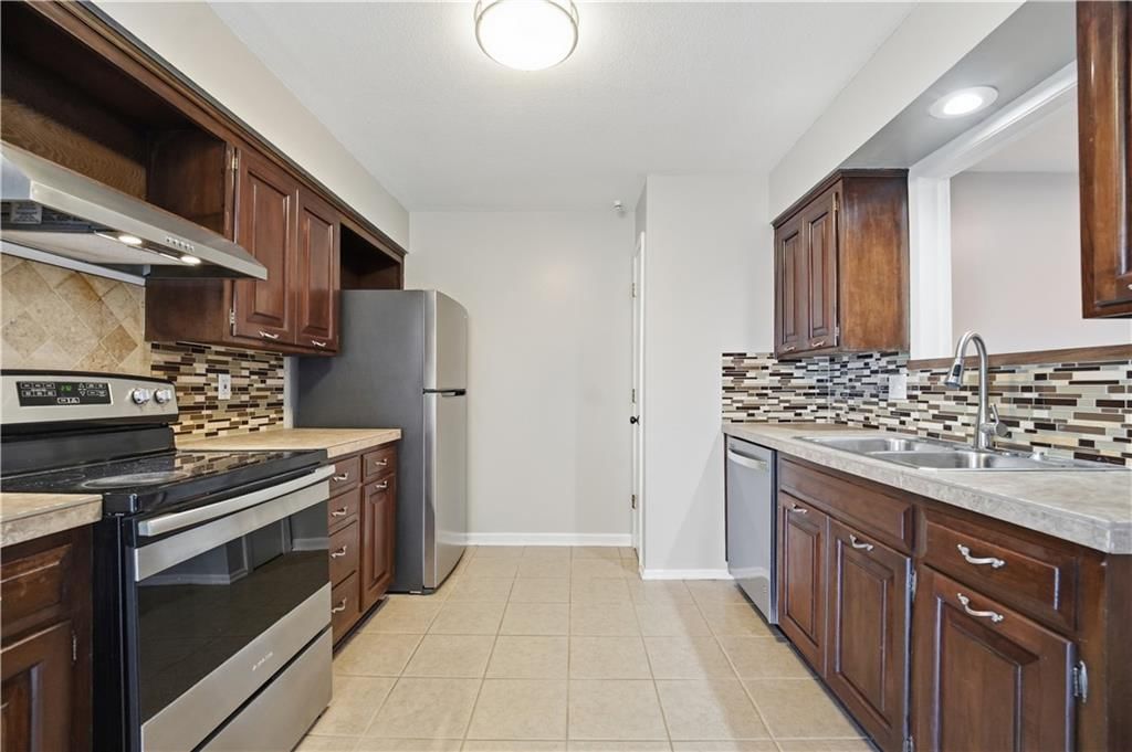 408 W 104th Street — photo 12