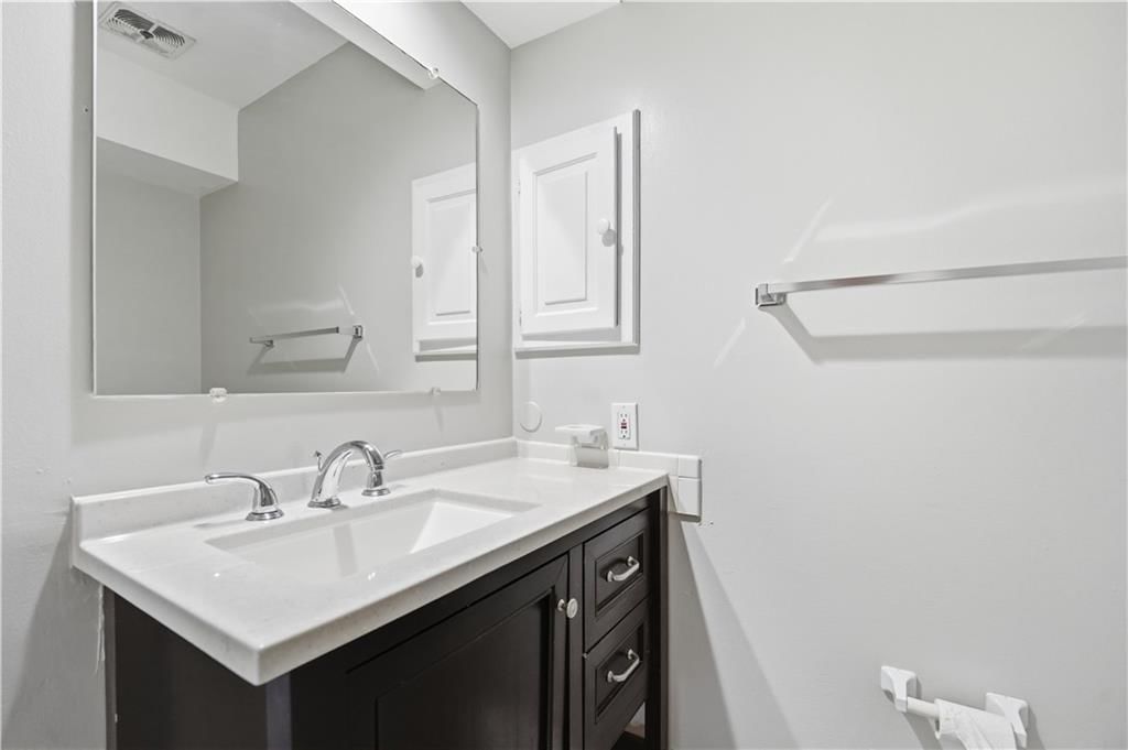 408 W 104th Street — photo 21