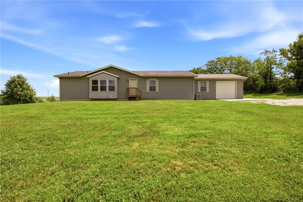 13520 S Sam Moore Road — photo 1