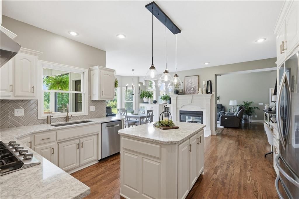 2115 Prairie Creek Drive — photo 11
