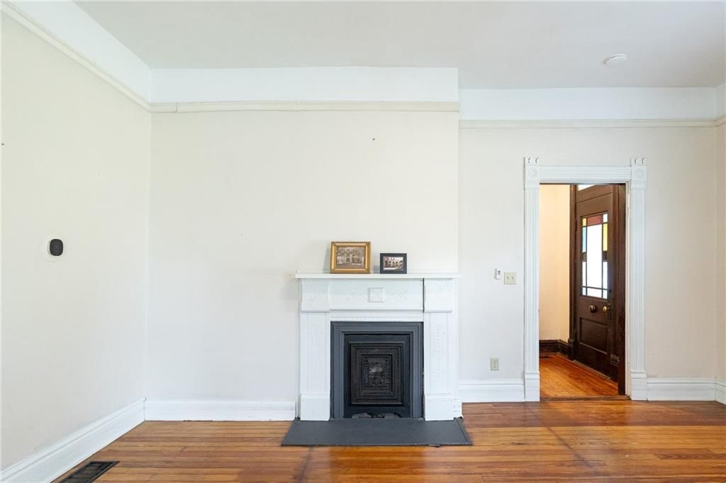 1919 South Street — photo 14