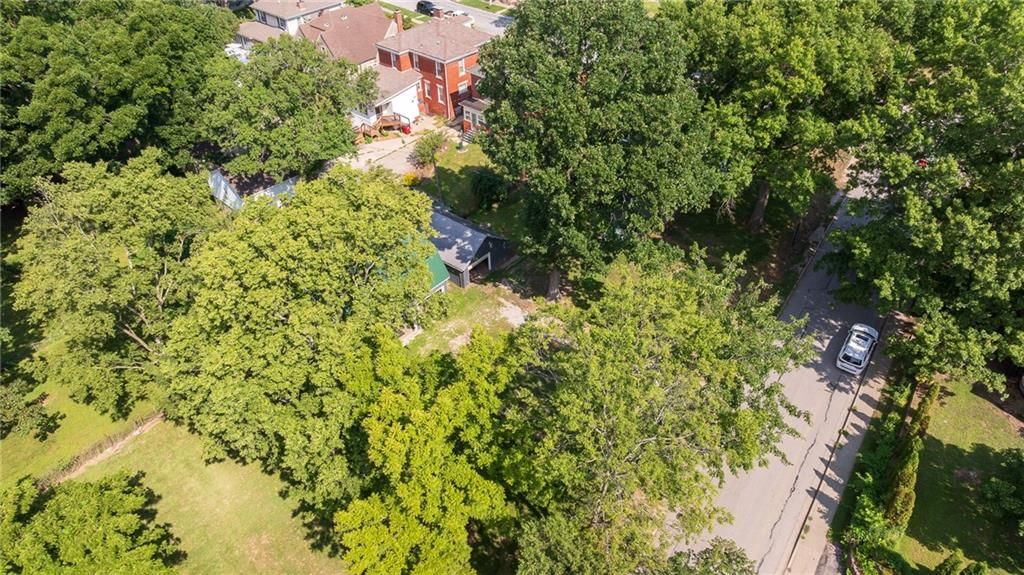 1919 South Street — photo 57