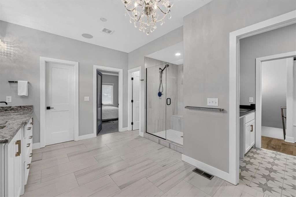 4721 NE Jamestown Drive — photo 31