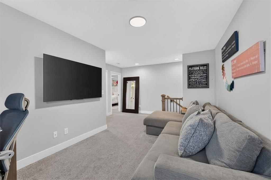 4721 NE Jamestown Drive — photo 39