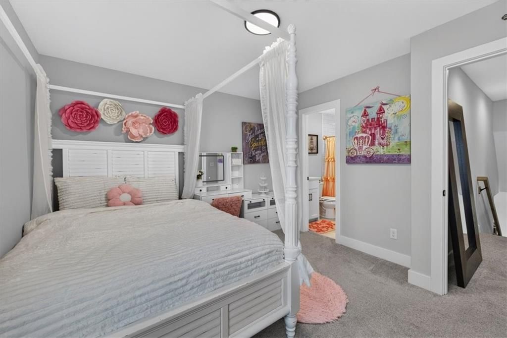 4721 NE Jamestown Drive — photo 41